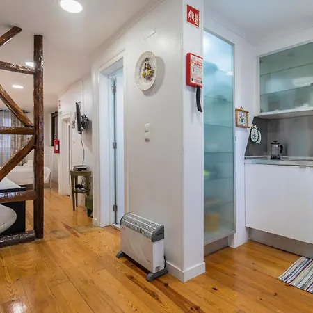 Charming & Cozy - Alfama | By Airnest * Lisbona