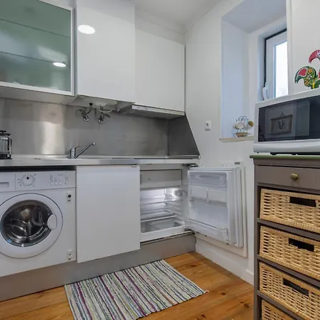 Charming & Cozy - Alfama | By Airnest * Lisboa